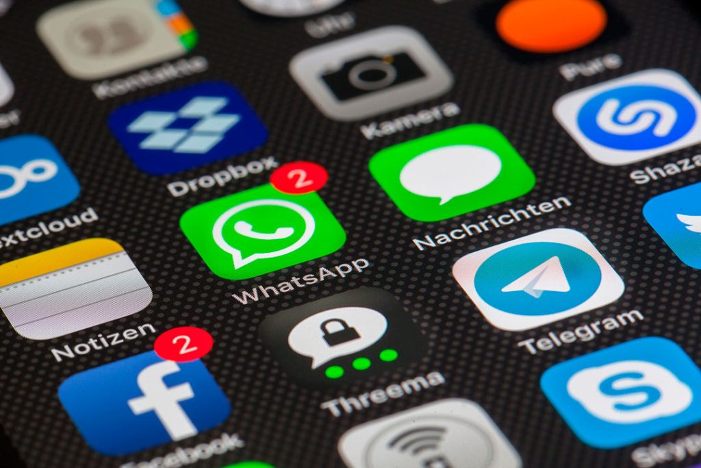 Cómo evitar que Whatsapp comparta información con Facebook